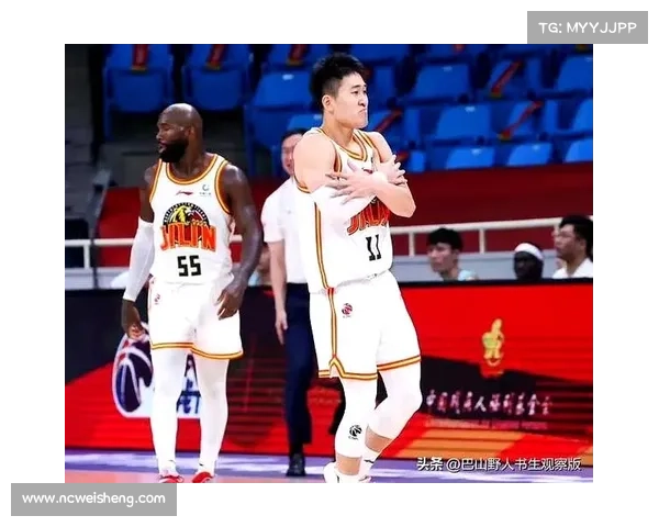 首钢男篮大胜吉林